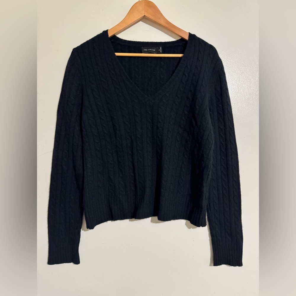 The Limited black Vneck cable knit sweater Medium Wool Angora Rabbit Cashmere
